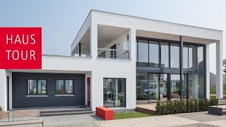 Haustour durch das moderne Haus mit Einliegerwohnung  LUXHAUS Musterhaus in KölnFrechen [upl. by Gareri]