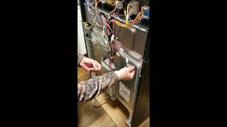 HOW TO REPLACE TEMPERATURE SENSORTHERMOSTAT ON WHIRLPOOL ELECTRIC RANGE [upl. by Ellehsar338]